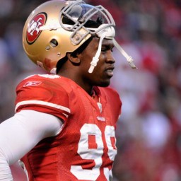49ers’ Aldon Smith admits he has a problem…getting caught